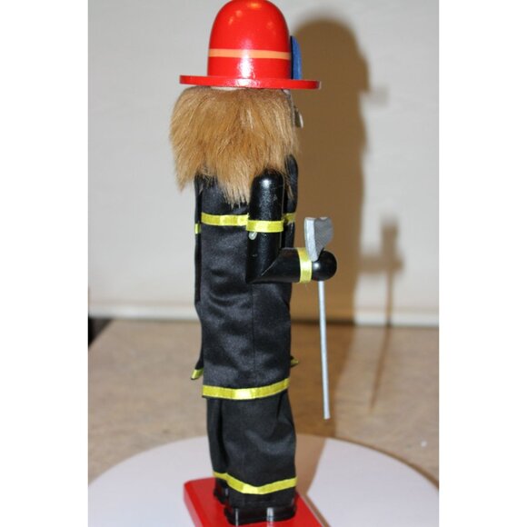 Nutcracker - New York Firefighter - 12" - Picture 2 of 5